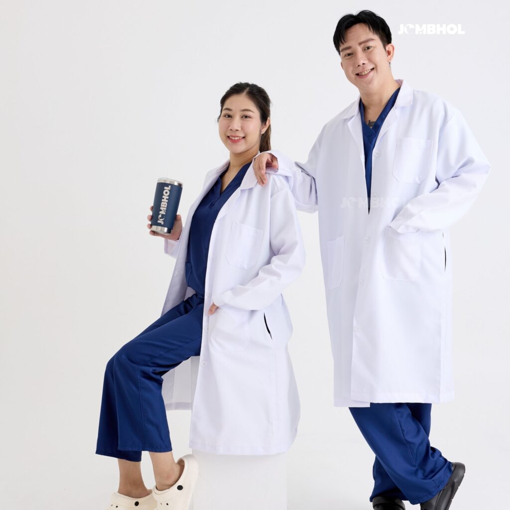 เช็กเทรนด์เลือกเสื้อกาวน์ยาวแบบไหน ใส่แล้วดูหรูดูแพง แบบไม่ต้องทำอะไรมาก